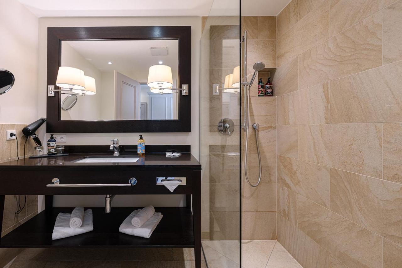 Parkhotel Surenburg Хёрстель Экстерьер фото