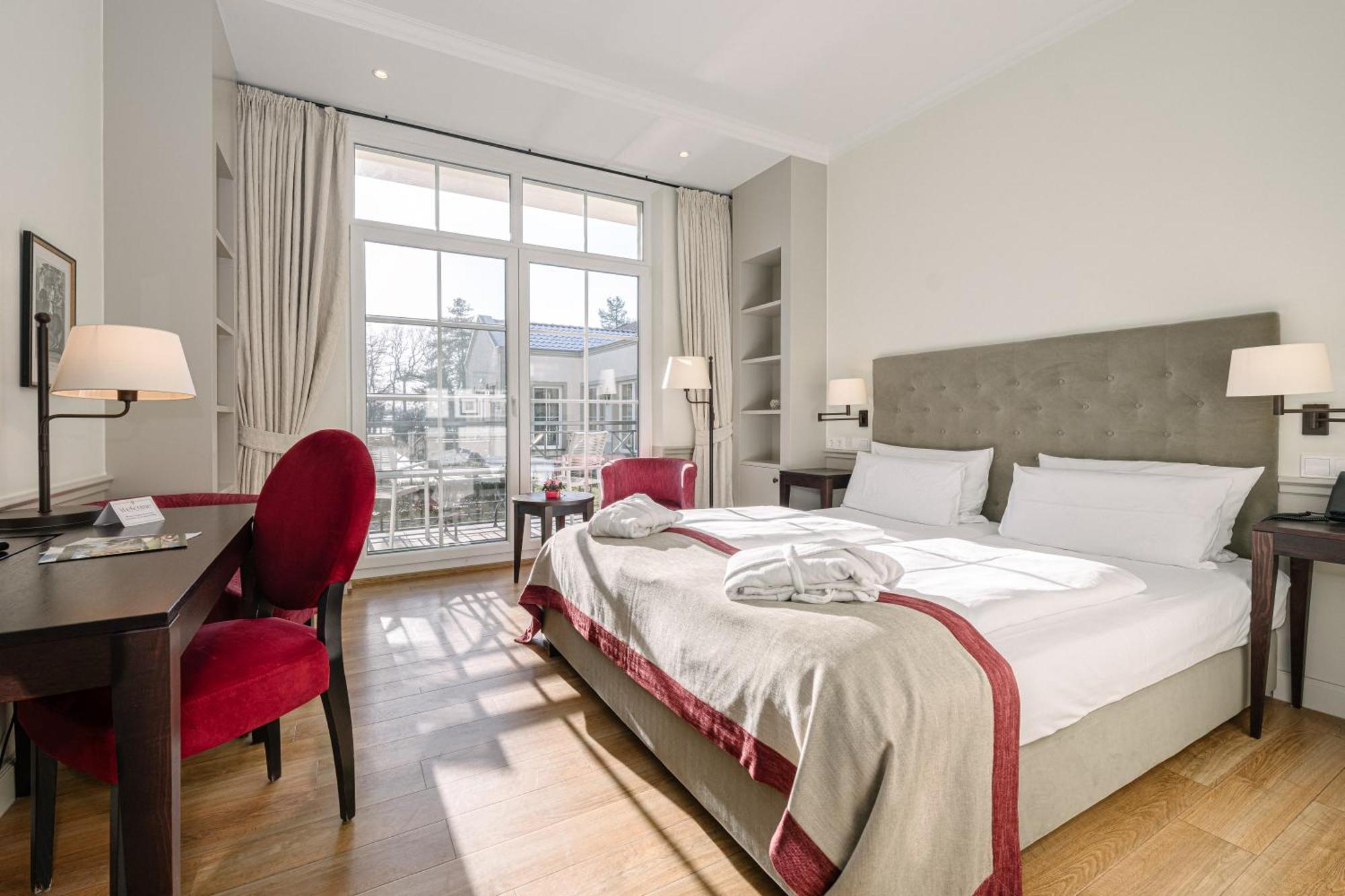 Parkhotel Surenburg Хёрстель Экстерьер фото