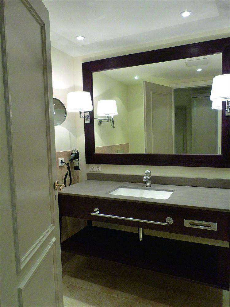 Parkhotel Surenburg Хёрстель Экстерьер фото