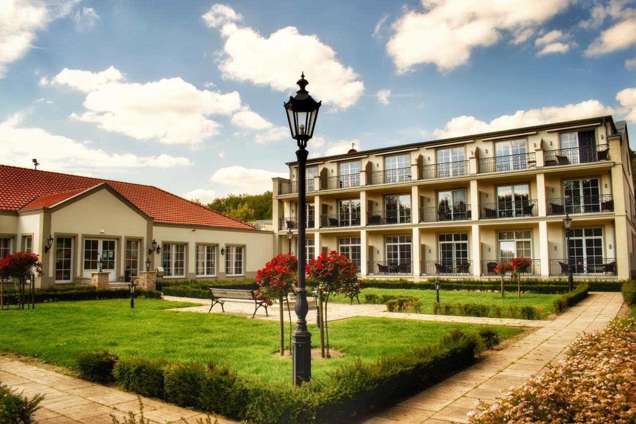 Parkhotel Surenburg Хёрстель Экстерьер фото