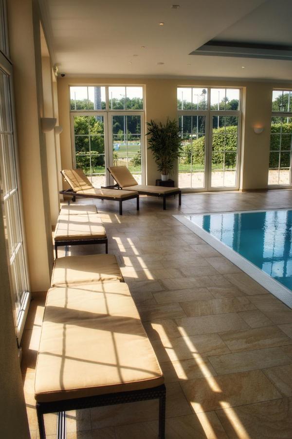 Parkhotel Surenburg Хёрстель Экстерьер фото